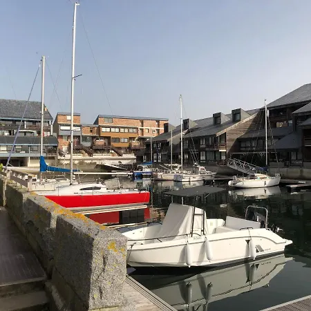 Apartment Jetez L'ancre A La Marina De *