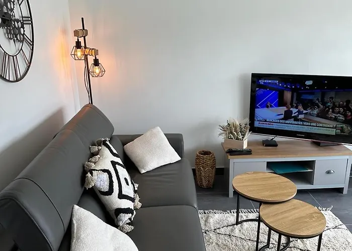 Jetez L'ancre A La Marina De *