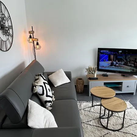 Jetez L'ancre A La Marina De *