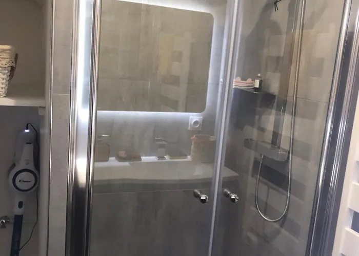 Jetez L'ancre A La Marina De * Довиль