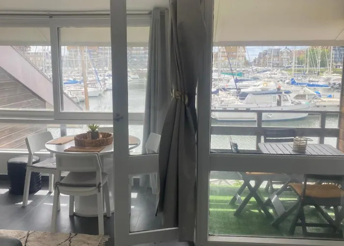 Апартаменты Jetez L'ancre A La Marina De *